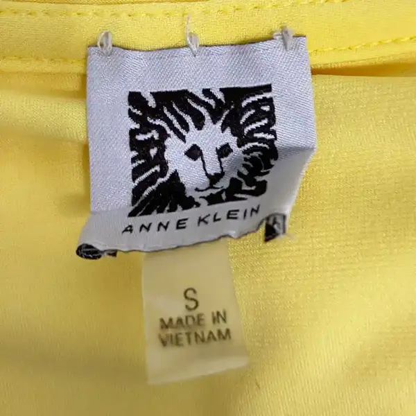 Anne Klein Citron Yellow V-Neck Stretch Top