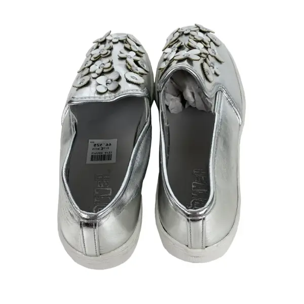 Brash Girls' Gossip White Silver Slip-On Casual Sneakers Size 3.5