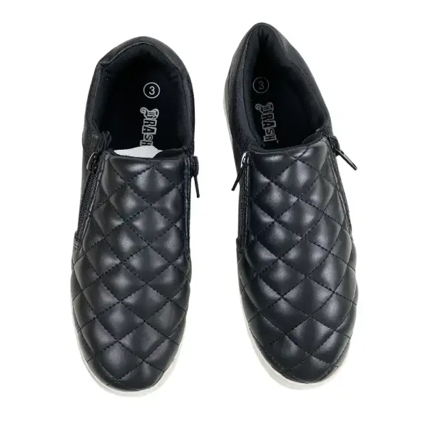 Brash Girls' Fetch Black Quilted Slip-On Casual Shoes Size 3