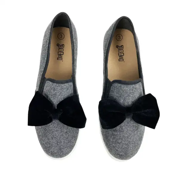 Brash Girls Grey Sassy Black Bow Twin Gore Flats Size 3