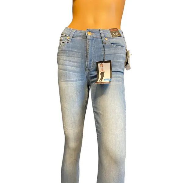 Celebrity Pink The Glam Curvy Mid Rise Skinny Jeans