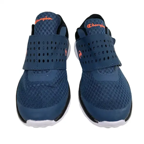 Champion Boys' Gusto Powerstrap Athletic Shoes Size 3