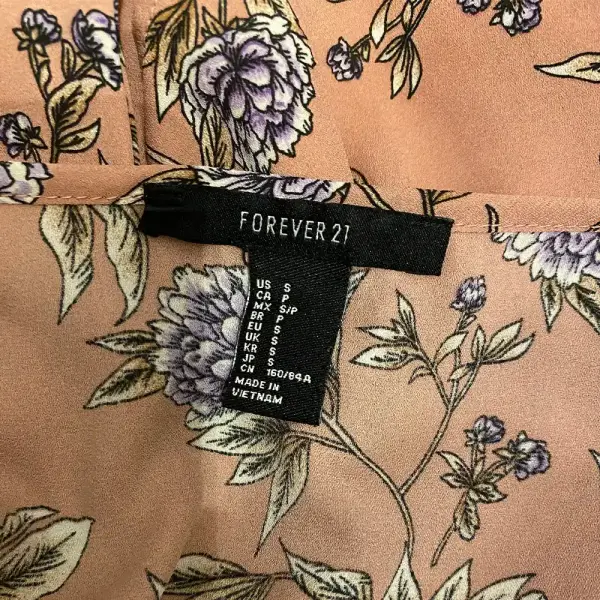 Forever 21 Pink Floral Crepe Chiffon Top