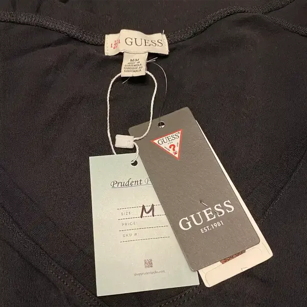 GUESS Love Guess Forever Logo Graphic V Neck Tee Black