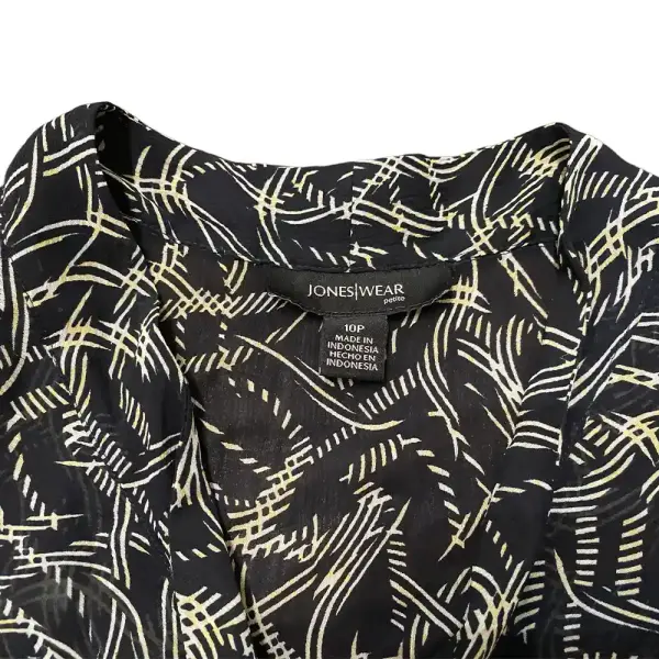 Jones Wear Petite Black Snakeskin Print Blouse