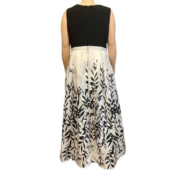 Morgan & Co Black and White Sleeveless Leaf Print Prom Gown Dress – Size 20W